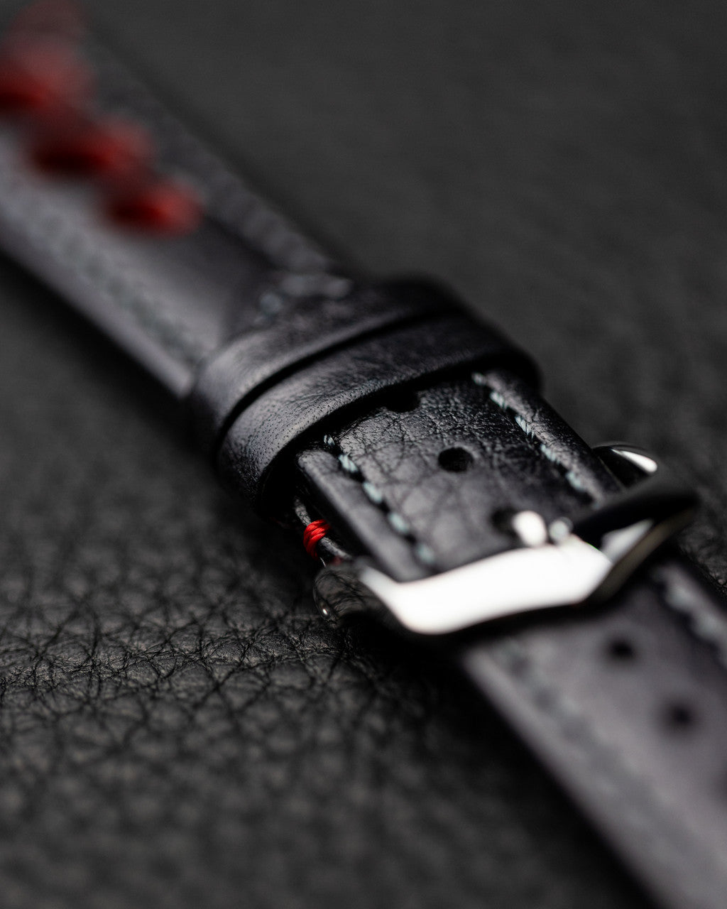 Hirsch - RALLY Buffalo Calfskin Sports Watchband 051 02 - Black w/Red