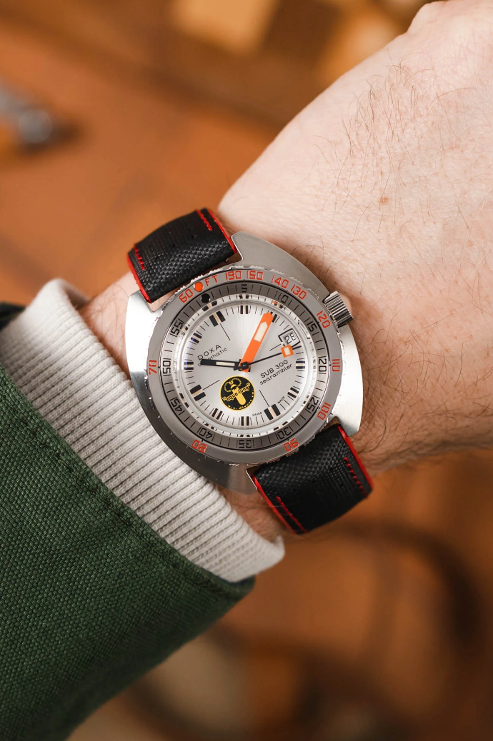 Hirsch - ROBBY Performance Calfskin Watch Band 091 20 94 - Black w/Red