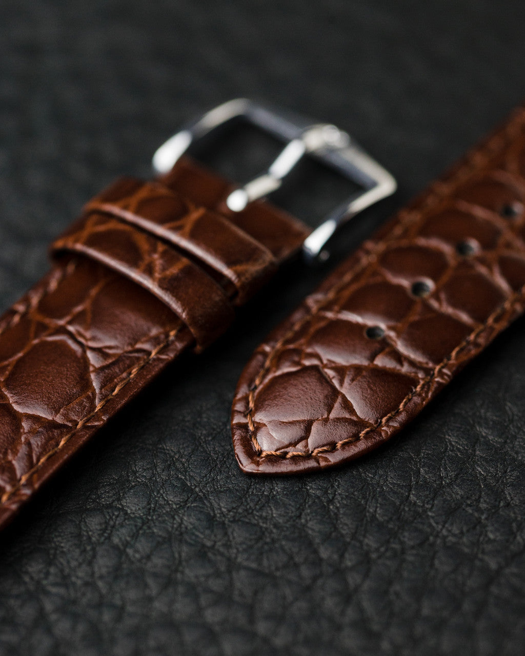 Hirsch - CROCOGRAIN Crocodile Embossed Shiny Calfskin Watch Strap 1230 28 NQ w/o Pins - Brown