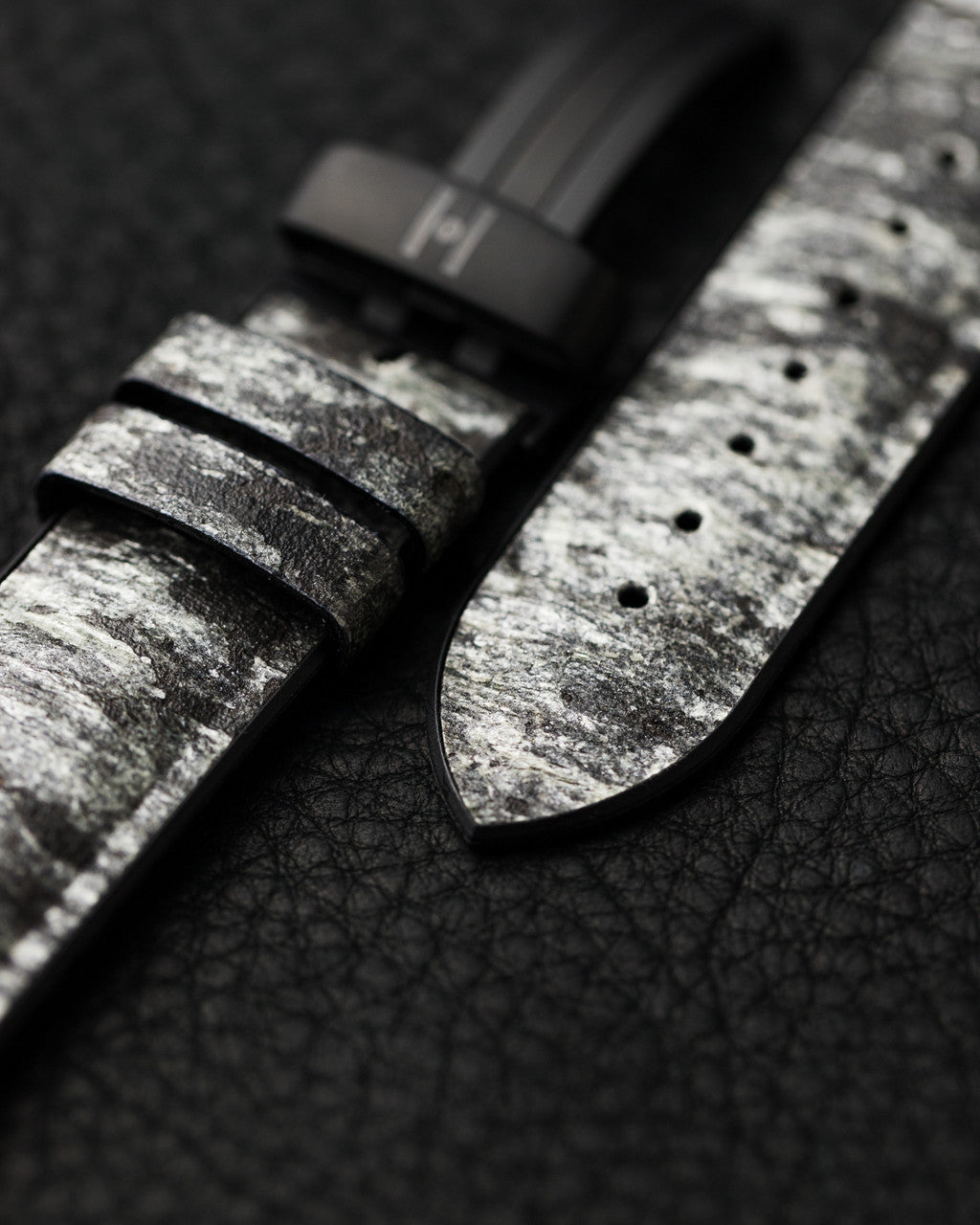 Hirsch - STONE Vegan Performance Watch Band 092 50 44 - Black w/Grey