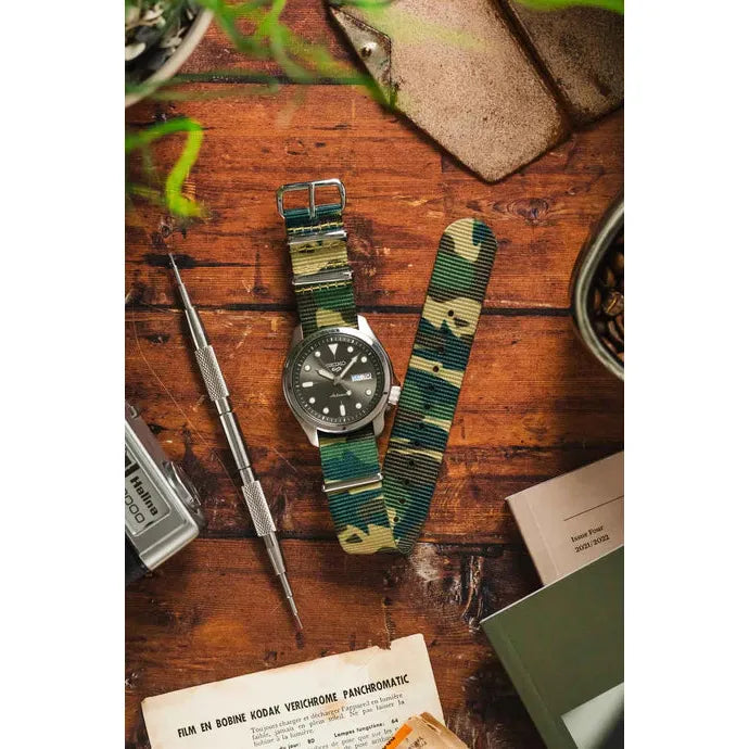 Green HIRSCH RUSH Military style Nylon Watch Strap 4040 60