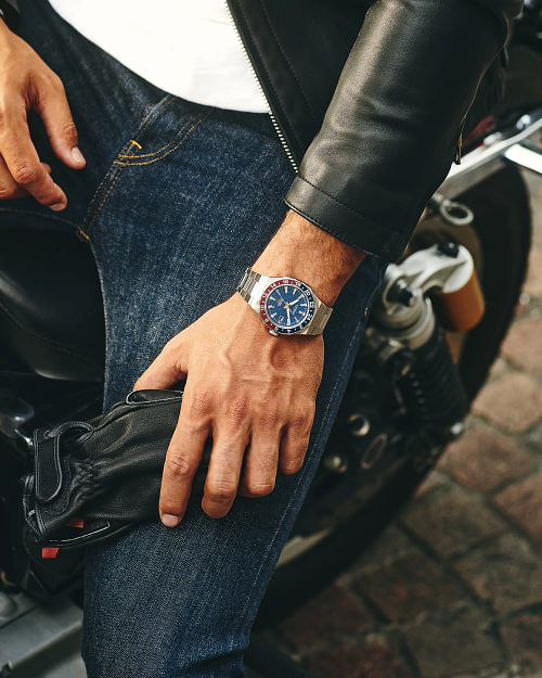 Citizen Series8 880 GMT NB6030-59L watch, view 7