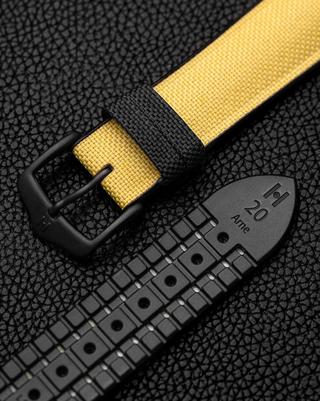 Hirsch - ARNE VEGAN Performance Calfskin Watch Band 092 50 94 - Yellow