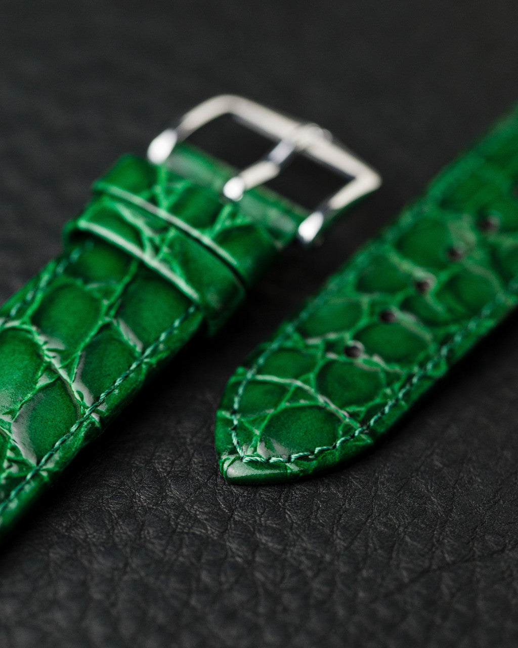 HIRSCH CROCOGRAIN Crocodile Embossed Shiny Calfskin Watch Strap 1230 28 - Green