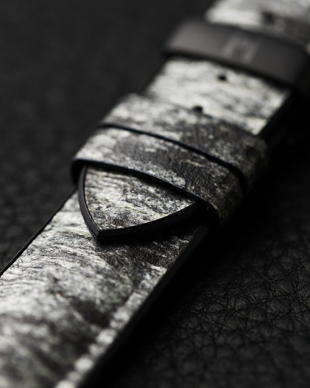 Hirsch STONE Vegan Performance Watch Band 44 - Black w/Grey - view 4